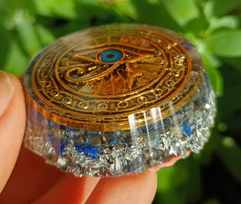Colgante de Orgonita Ojo de Horus y Lapislázuli