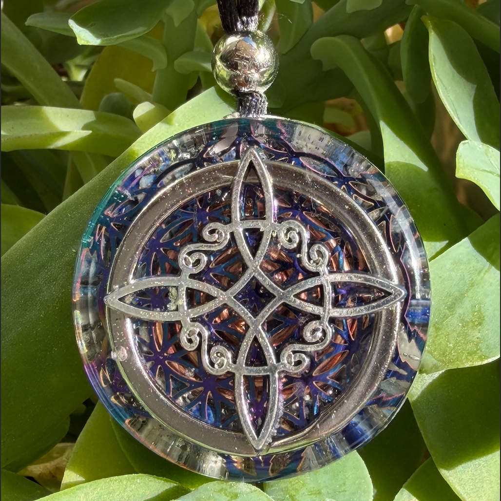 Nudo de Bruja + Mix (Lapislázuli, Hematoide Amarillo y Cornalina)