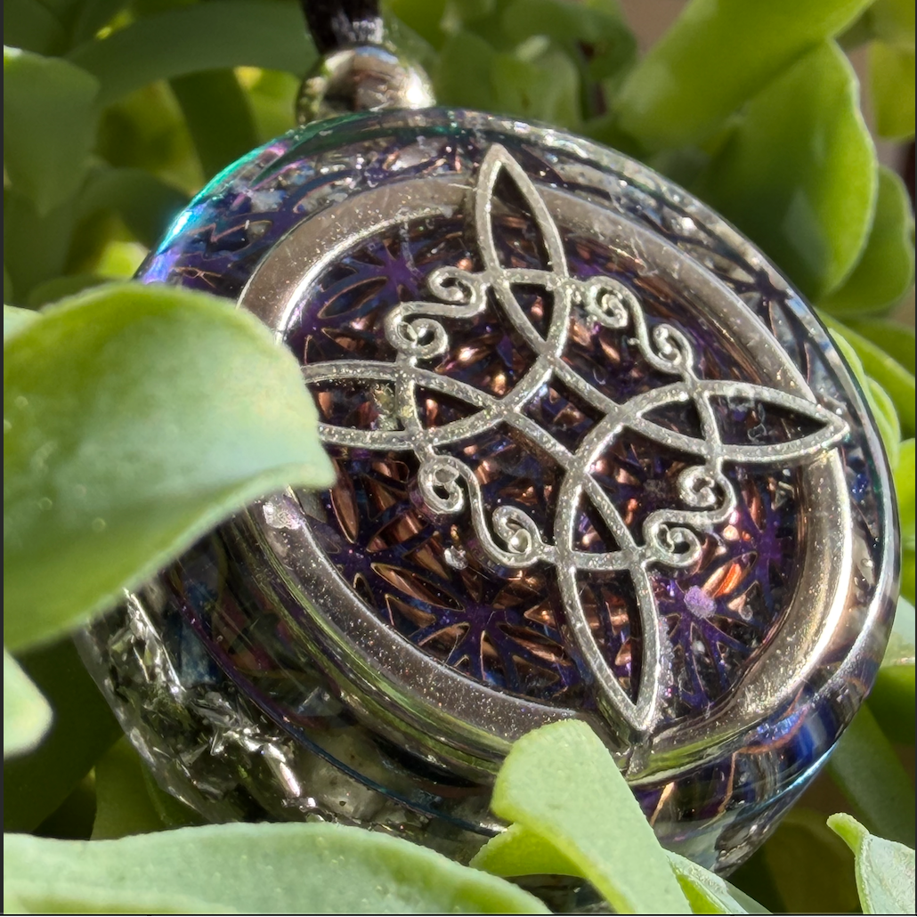 Nudo de Bruja + Mix (Lapislázuli, Hematoide Amarillo y Cornalina)